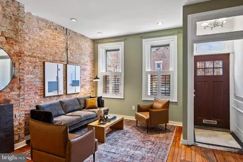 744 N 25th St, Philadelphia, PA 19130