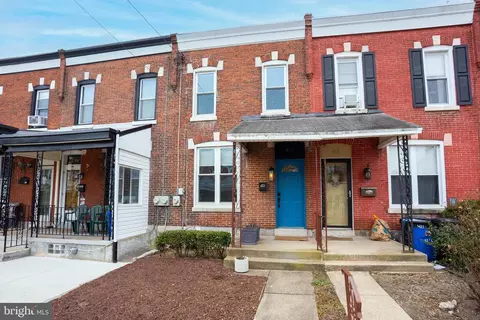 413 Markle St, Philadelphia, PA 19128