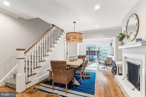 2528 Lombard St, Philadelphia, PA 19146