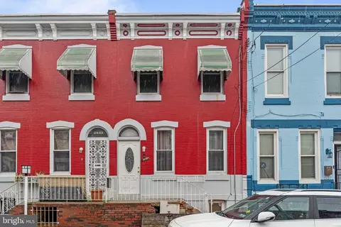 2439 N 16th St, Philadelphia, PA 19132