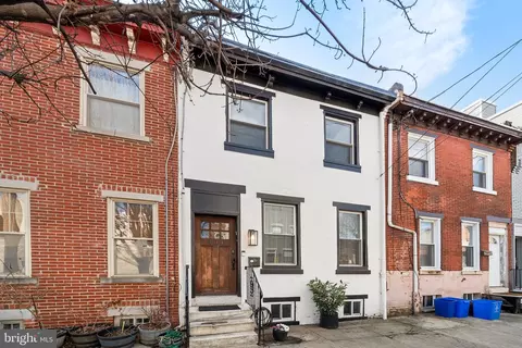404 Moore St, Philadelphia, PA 19148