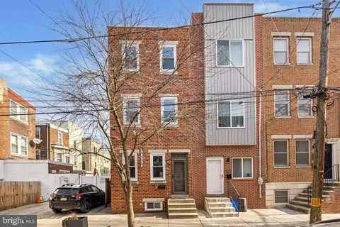 869 N Uber St, Philadelphia, PA 19130