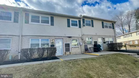 613 Edison Ave #B, Philadelphia, PA 19116