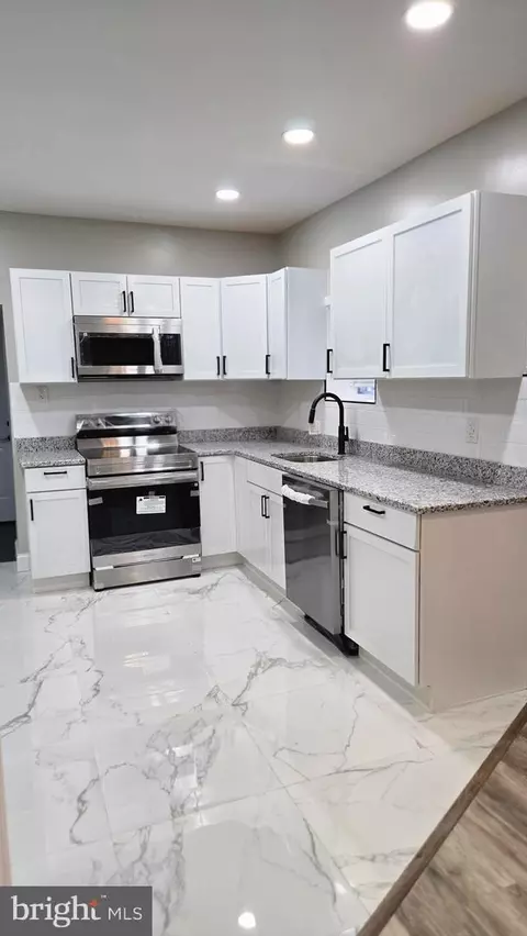 161 N Dewey St, Philadelphia, PA 19139