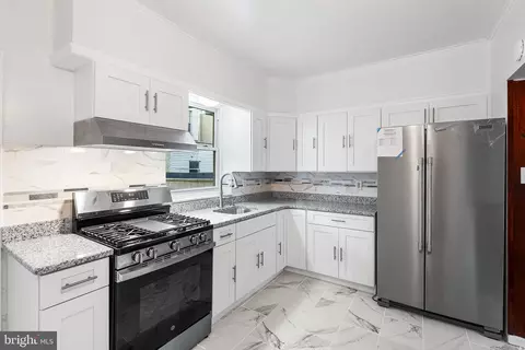 418 Winton St, Philadelphia, PA 19148