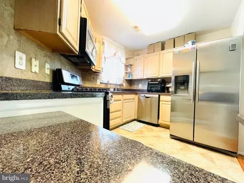 152 Benjamin Ct #G152, Philadelphia, PA 19114