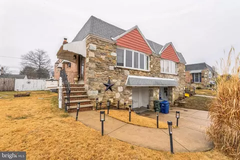 9976 Sandy Rd, Philadelphia, PA 19115