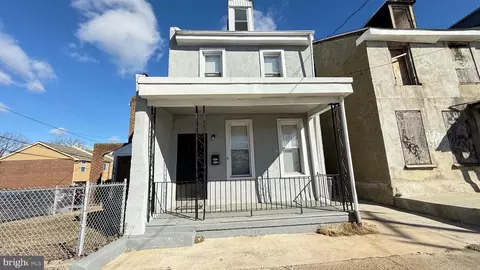 5129 Wakefield St, Philadelphia, PA 19144