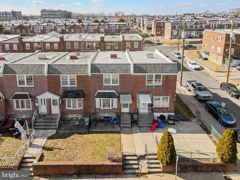 4302 Oakmont St, Philadelphia, PA 19136