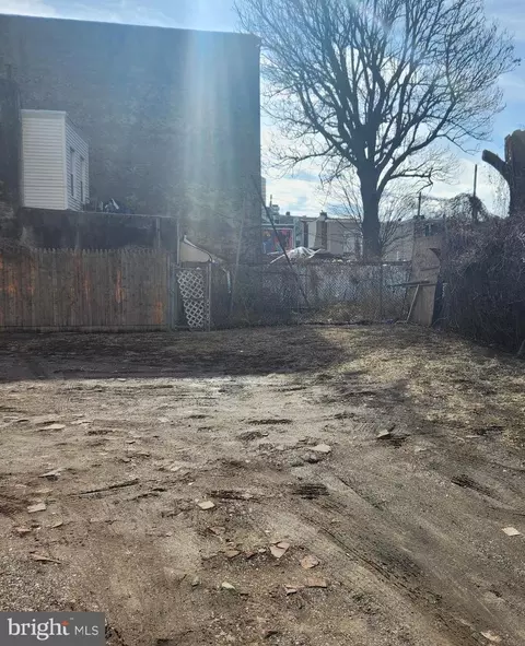 444 E Auburn St, Philadelphia, PA 19134
