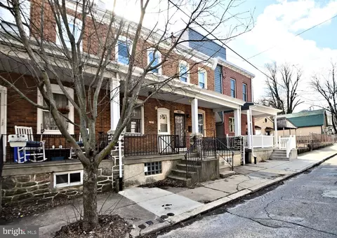 439 Dupont St, Philadelphia, PA 19128