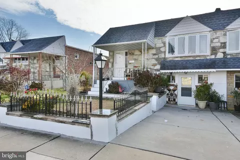 1942 President St, Philadelphia, PA 19115