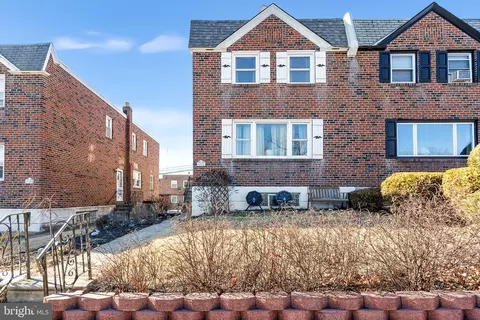 6820 Henry Ave, Philadelphia, PA 19128