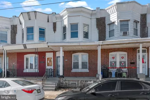 4738 Benner St, Philadelphia, PA 19135