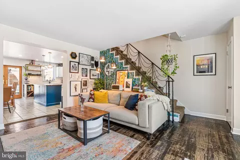 6158 Montague St, Philadelphia, PA 19135