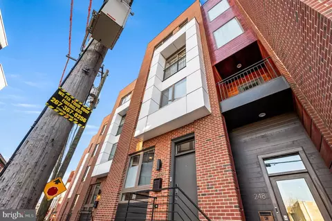 246 Poplar St, Philadelphia, PA 19123