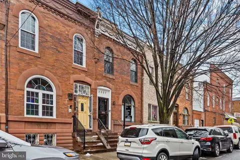 2337 S 17th St, Philadelphia, PA 19145