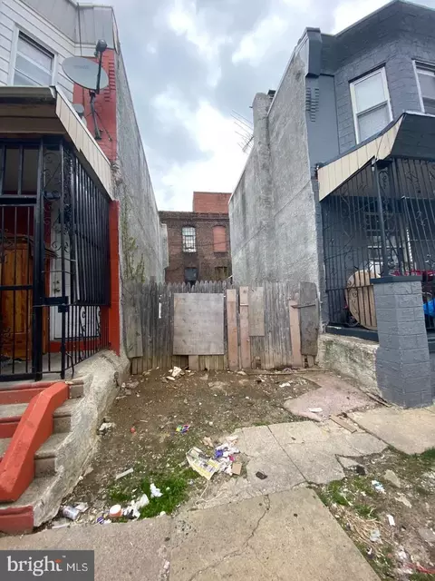 2015 E Birch St, Philadelphia, PA 19134