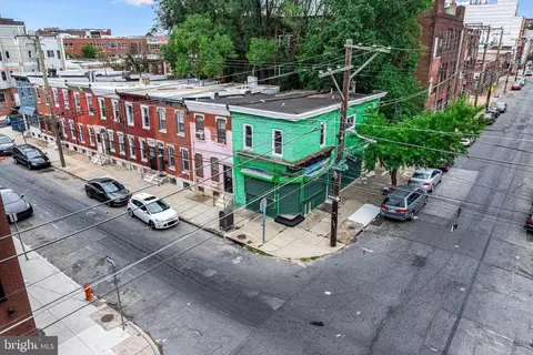 2570 Emerald St, Philadelphia, PA 19125