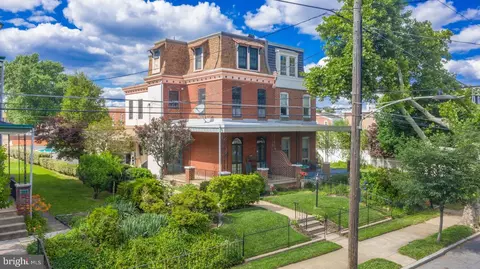 7016 Tulip St, Philadelphia, PA 19135