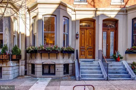 2207 Delancey Pl, Philadelphia, PA 19103