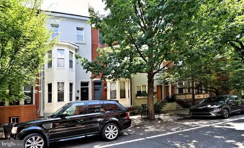 1521 S 13th St, Philadelphia, PA 19147