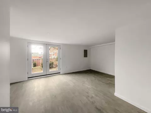 1116 W Jefferson St, Philadelphia, PA 19122