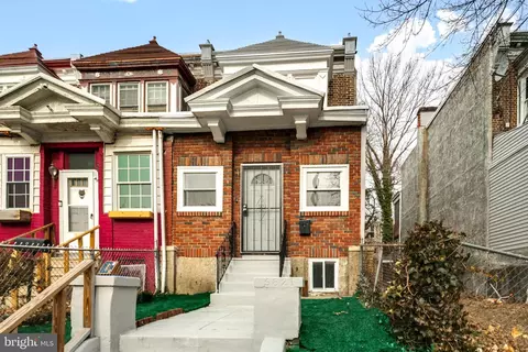 5821 Hadfield St, Philadelphia, PA 19143