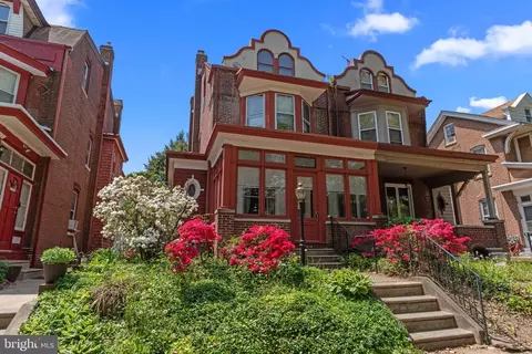 1218 Allengrove St, Philadelphia, PA 19124