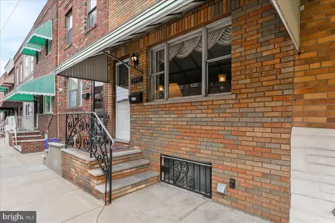 2551 S Sartain St, Philadelphia, PA 19148