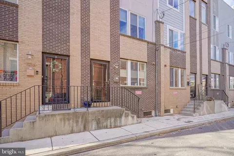 1138 N Orianna St, Philadelphia, PA 19123