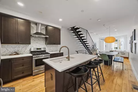 1324 N 27th St, Philadelphia, PA 19121