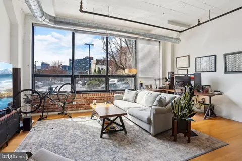 1714 Memphis St #113, Philadelphia, PA 19125