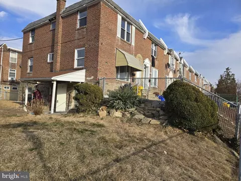 601 E Carver St, Philadelphia, PA 19120