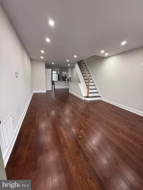 5730 Larchwood Ave, Philadelphia, PA 19143