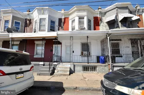 4736 Darrah St, Philadelphia, PA 19124