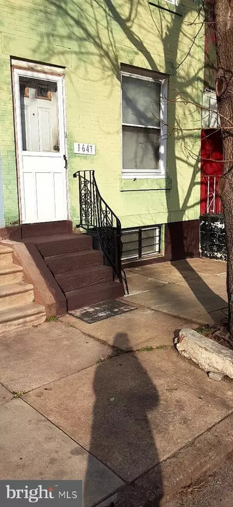 1647 W Toronto St, Philadelphia, PA 19132