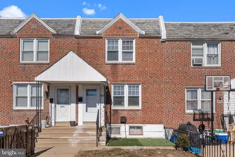 6242 Gillespie St, Philadelphia, PA 19135