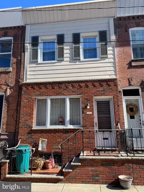 2425 S Opal St, Philadelphia, PA 19145