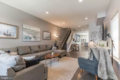 429 N 41st St, Philadelphia, PA 19104