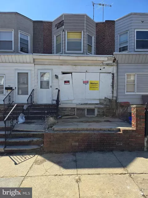 2516 S Robinson St, Philadelphia, PA 19142
