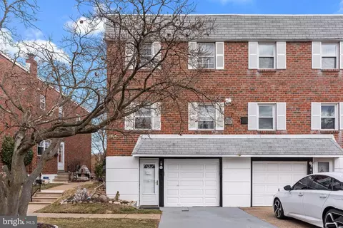 609 Lawler St, Philadelphia, PA 19116