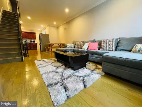 2611 S Fairhill St, Philadelphia, PA 19148