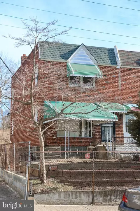 5005 Pennway St, Philadelphia, PA 19124
