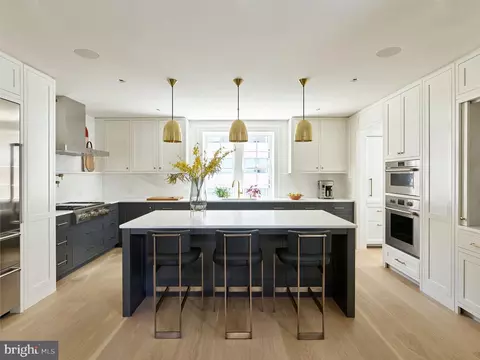 1601 Locust St #900, Philadelphia, PA 19103