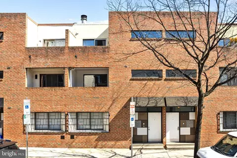 525-31 S 13th St #529B, Philadelphia, PA 19147