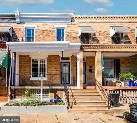 6123 Reedland St, Philadelphia, PA 19142