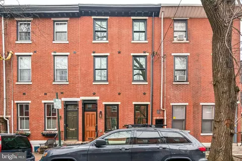 2123 Mount Vernon St, Philadelphia, PA 19130