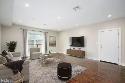 834 N 4th St #1, Philadelphia, PA 19123