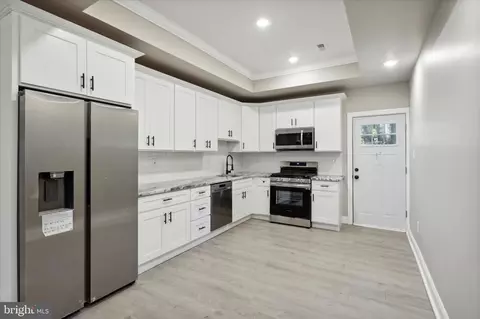 1146 S 52nd St, Philadelphia, PA 19143